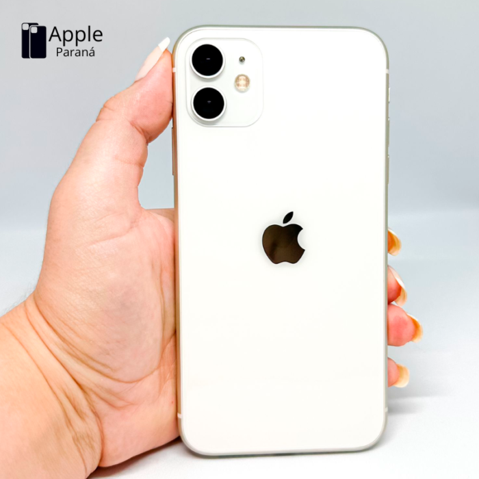 iPhone 11 64GB Branco R$1.850,00